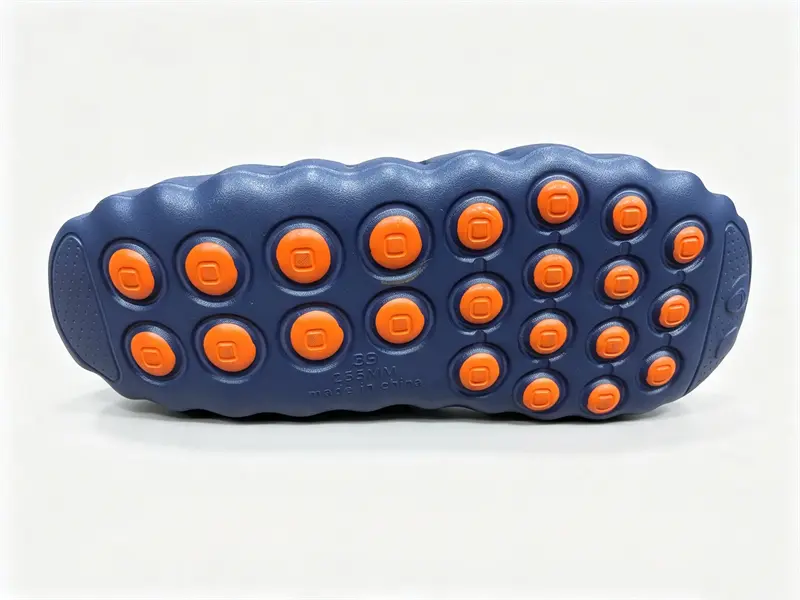 Mens EVA Breathable Clogs Summer Slippers Design Details